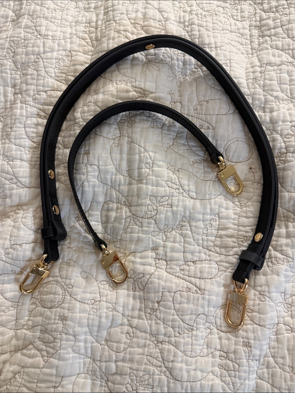 Generic unbranded black leather purse handbag straps